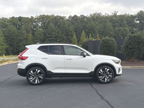 Used 2026 Volvo XC40 B5 Ultra w/ Protection Package Premier AWD/4WD image 5