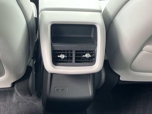 Certified 2024 Cadillac Lyriq Luxury RWD image 19