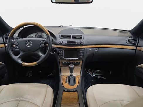 Used 2008 Mercedes-Benz E 350 Sedan image 10