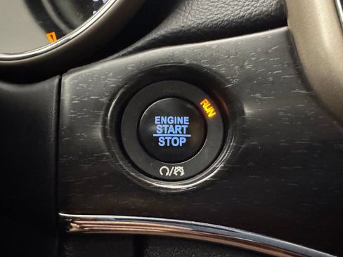 Used 2017 Jeep Grand Cherokee Limited AWD/4WD image 20