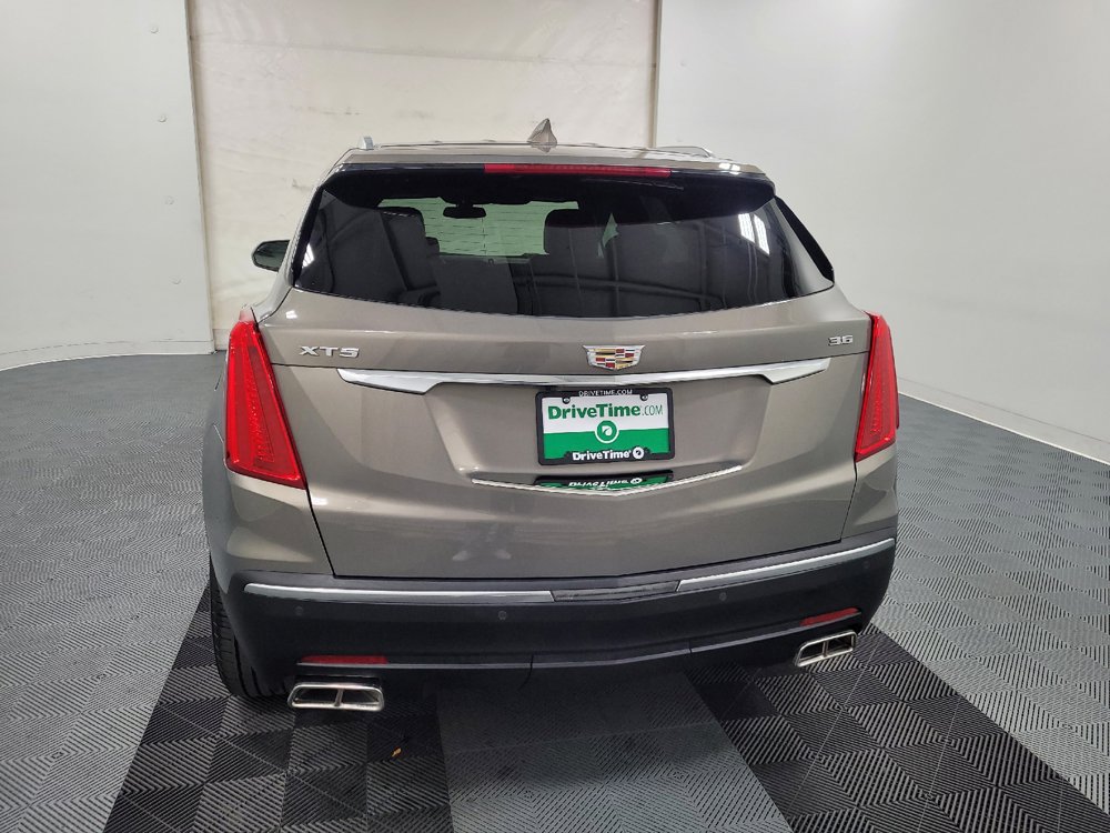 Used 2018 Cadillac XT5 Luxury FWD image 6