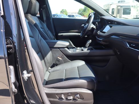 Used 2023 Cadillac XT4 Sport AWD/4WD image 12