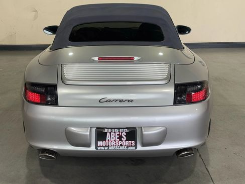 Used 2004 Porsche 911 Cabriolet image 10