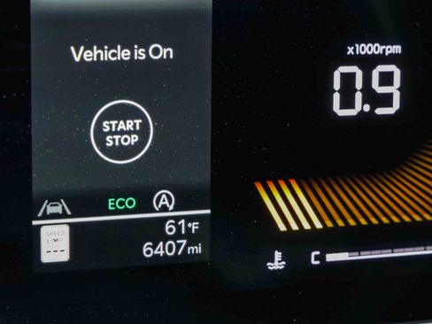 Certified 2025 Kia Sorento S FWD image 8