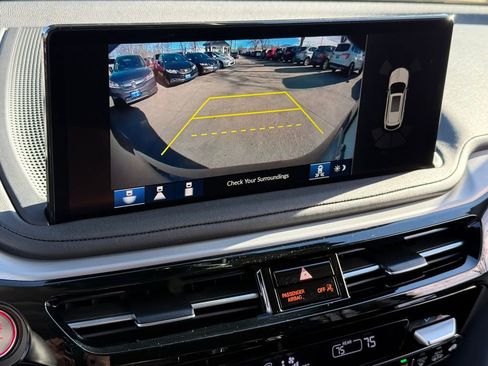 Certified 2025 Acura MDX w/ Technology Package image 30