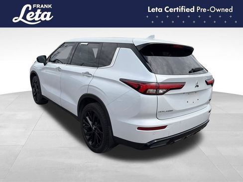 Used 2023 Mitsubishi Outlander SEL Black Edition AWD/4WD image 3