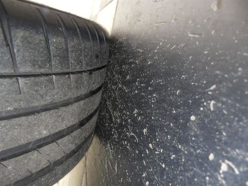 Used 2022 Tesla Model X image 31