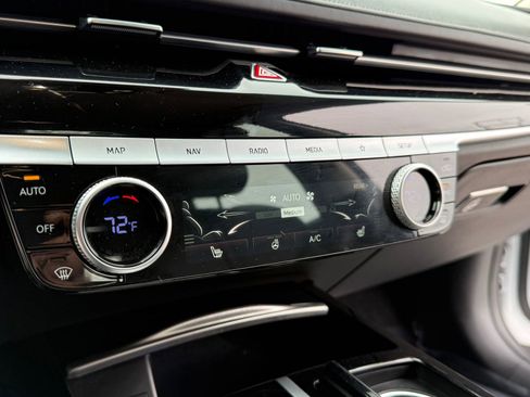 Used 2023 Genesis G80 2.5T image 23