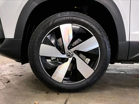Used 2023 Volkswagen Taos S w/ Driver Assistance Package image 11