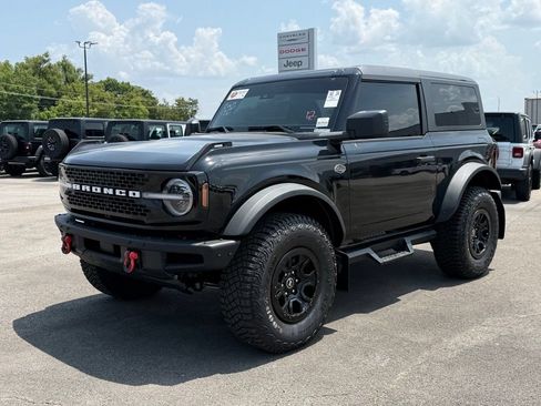 Used 2024 Ford Bronco Wildtrak AWD/4WD image 3