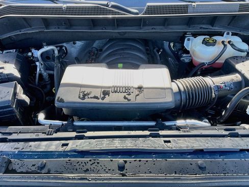 Used 2023 Chevrolet Silverado 1500 High Country w/ High Country Premium Package AWD/4WD image 31