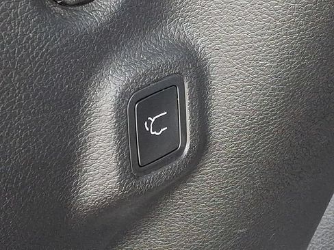 Used 2018 Jeep Compass Trailhawk w/ Leather Interior Group AWD/4WD image 28
