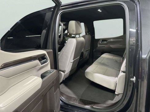 Used 2024 Chevrolet Silverado 1500 LT AWD/4WD image 31