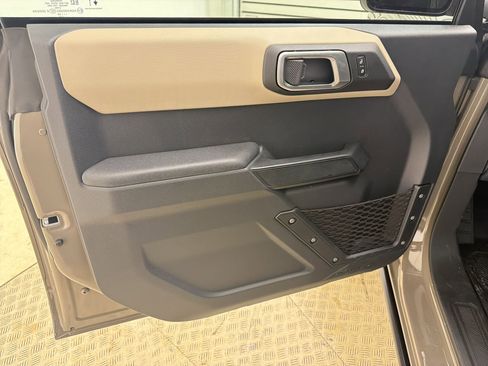 New 2026 Ford Bronco Big Bend w/ Black Diamond Package AWD/4WD image 12