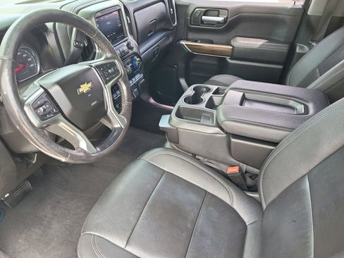 Used 2021 Chevrolet Silverado 1500 LT AWD/4WD image 11