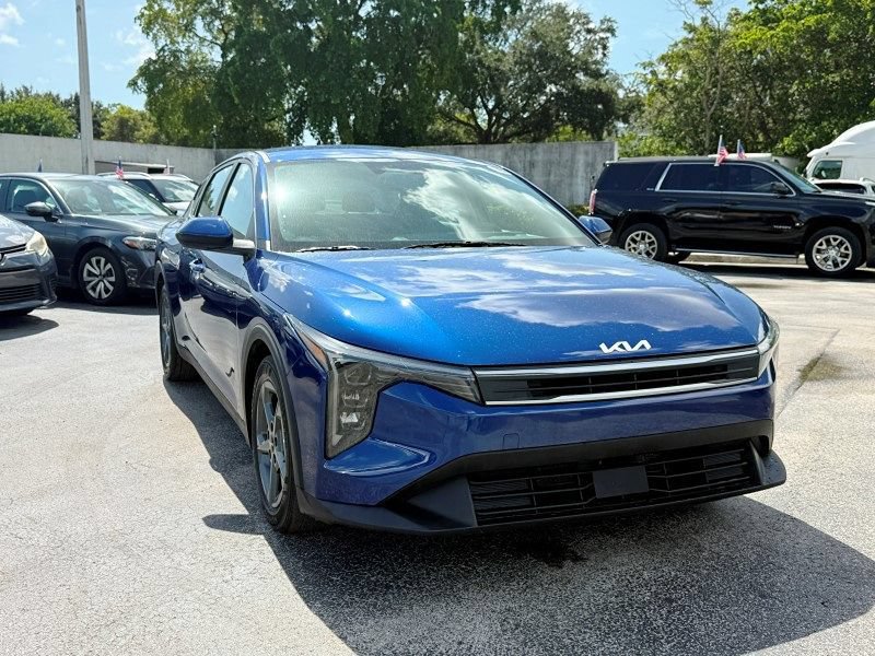 Used 2026 Kia K4 FWD image 3