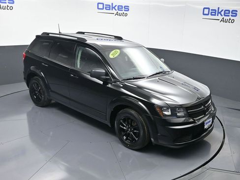 Used 2020 Dodge Journey SE w/ SE Popular Equipment Group image 44