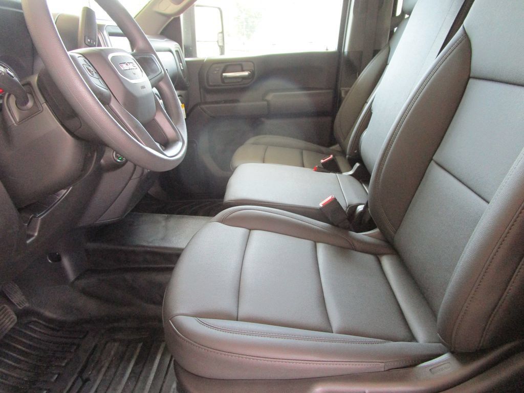 New 2026 GMC Sierra 2500 Pro AWD/4WD image 32