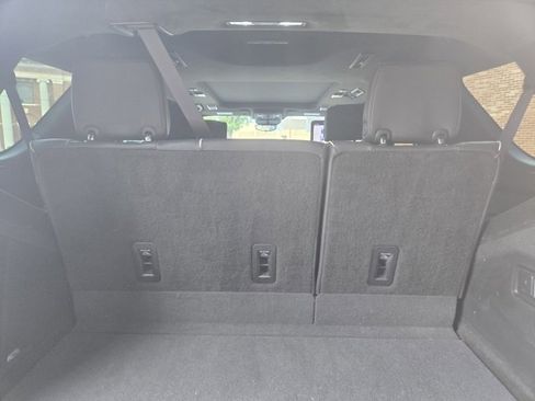 Used 2023 Cadillac Escalade Sport Platinum w/ LPO, ONYX Package image 15