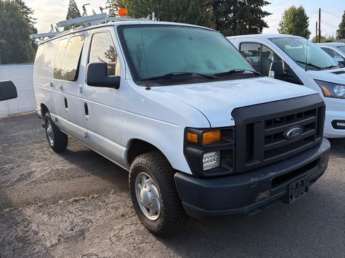 Used 2008 Ford E-250 and Econoline 250 RWD image 2