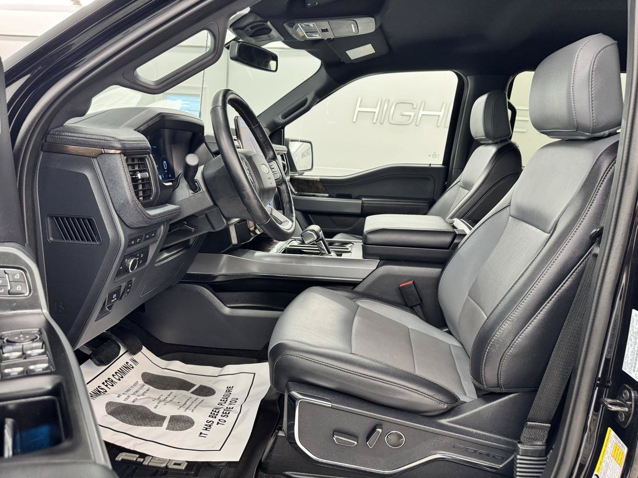 Used 2022 Ford F150 Lightning Lariat AWD/4WD image 9