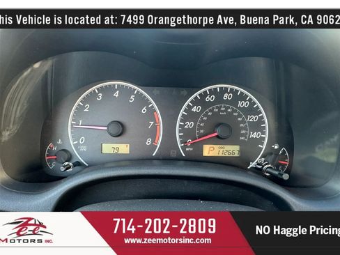 Used 2013 Toyota Corolla LE FWD image 35