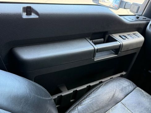 Used 2011 Ford F250 Lariat w/ Camper Pkg AWD/4WD image 36
