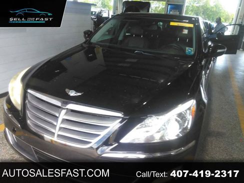 Used 2012 Hyundai Genesis 4.6 RWD image 1