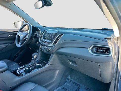 Used 2024 Chevrolet Equinox Premier image 29