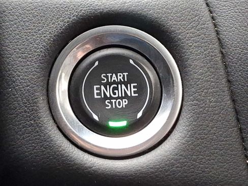Used 2021 Chevrolet Tahoe Premier AWD/4WD image 24