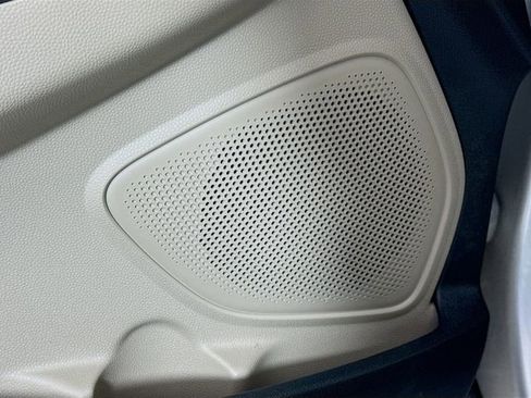 Used 2021 Ford EcoSport SE w/ SE Convenience Package image 20