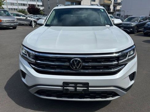Used 2023 Volkswagen Atlas SEL AWD/4WD image 2