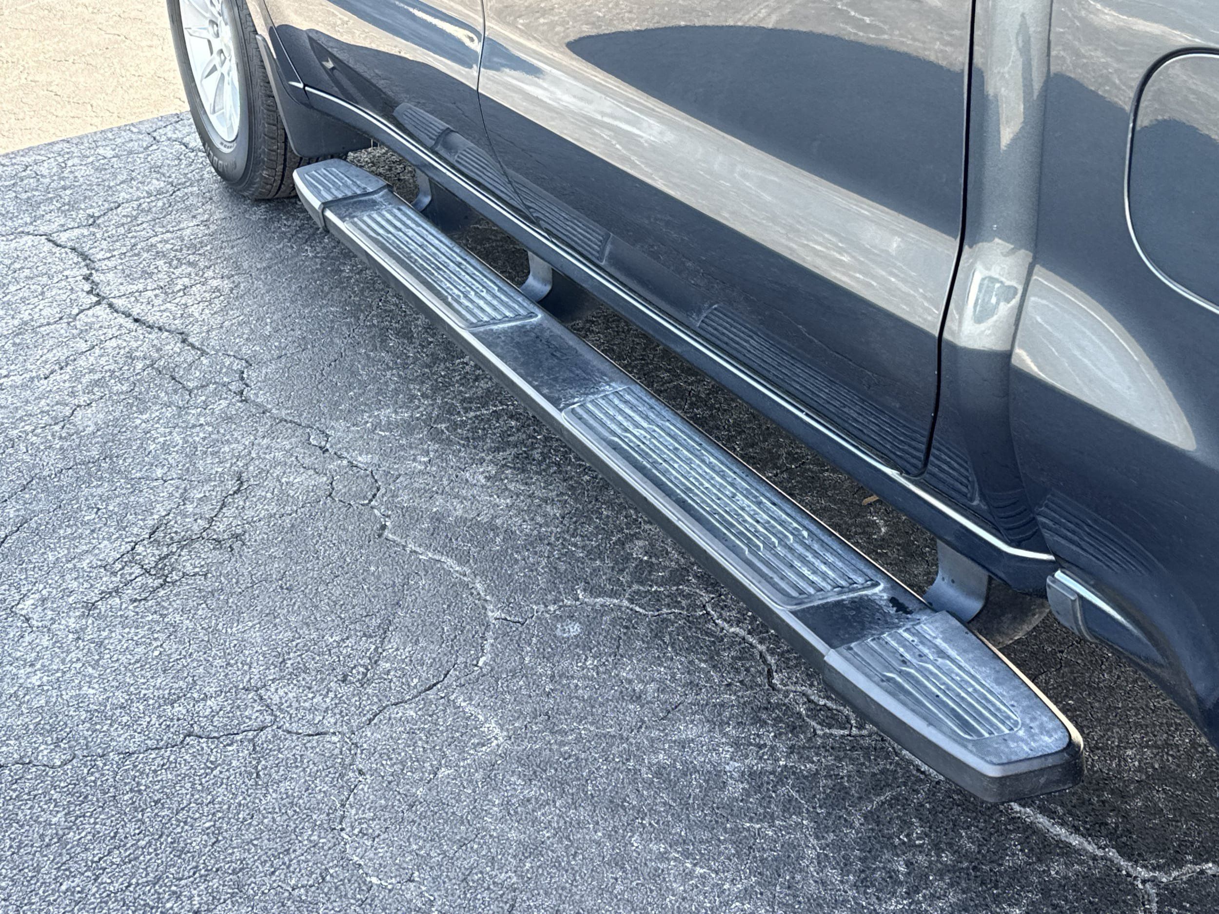 Used 2020 Chevrolet Silverado 1500 LT w/ Trailering Package RWD image 18