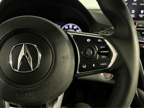 Used 2025 Acura RDX SH-AWD image 18