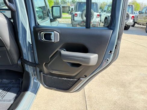 New 2026 Jeep Wrangler Sport AWD/4WD image 25