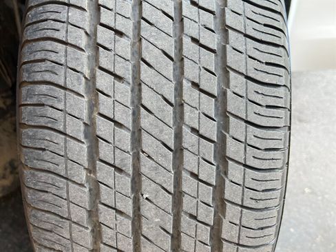 Used 2024 Chrysler Pacifica Touring-L FWD image 33