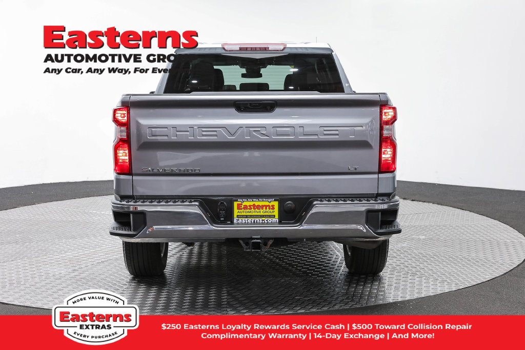 Used 2023 Chevrolet Silverado 1500 LT AWD/4WD image 7