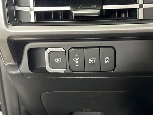 Used 2025 Hyundai Santa Fe SE image 19