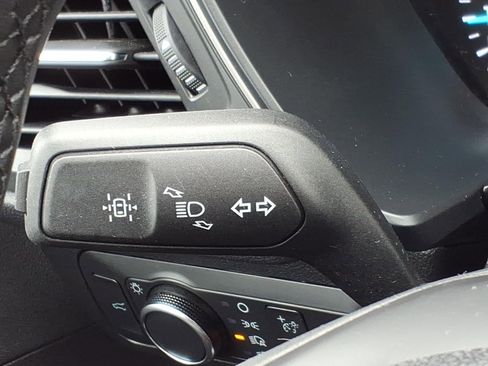 Used 2022 Ford Escape SE w/ Convenience Package image 25