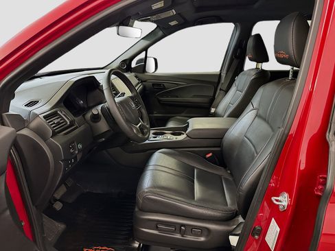 Used 2024 Honda Passport TrailSport image 13