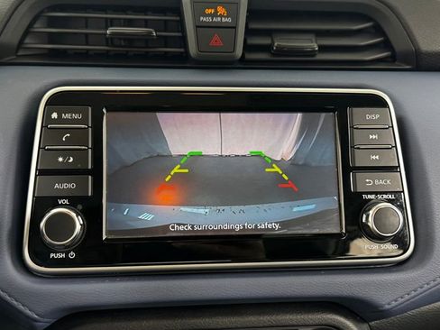 Used 2023 Nissan Versa SV FWD image 23