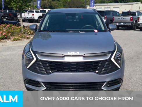 Used 2025 Kia Sportage LX FWD image 2
