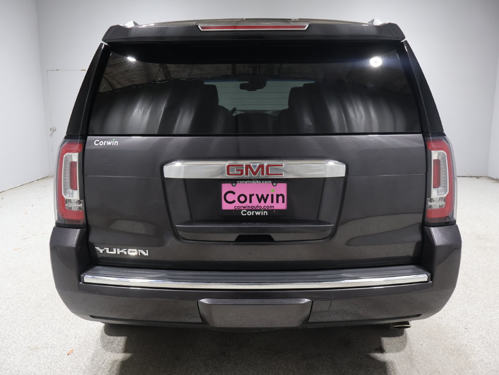 Used 2018 GMC Yukon Denali w/ Open Road Package AWD/4WD image 3