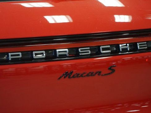 New 2026 Porsche Macan S image 8