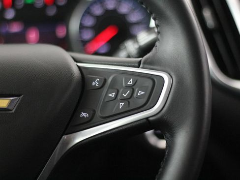 Used 2022 Chevrolet Equinox LT w/ Driver Convenience Package FWD image 13