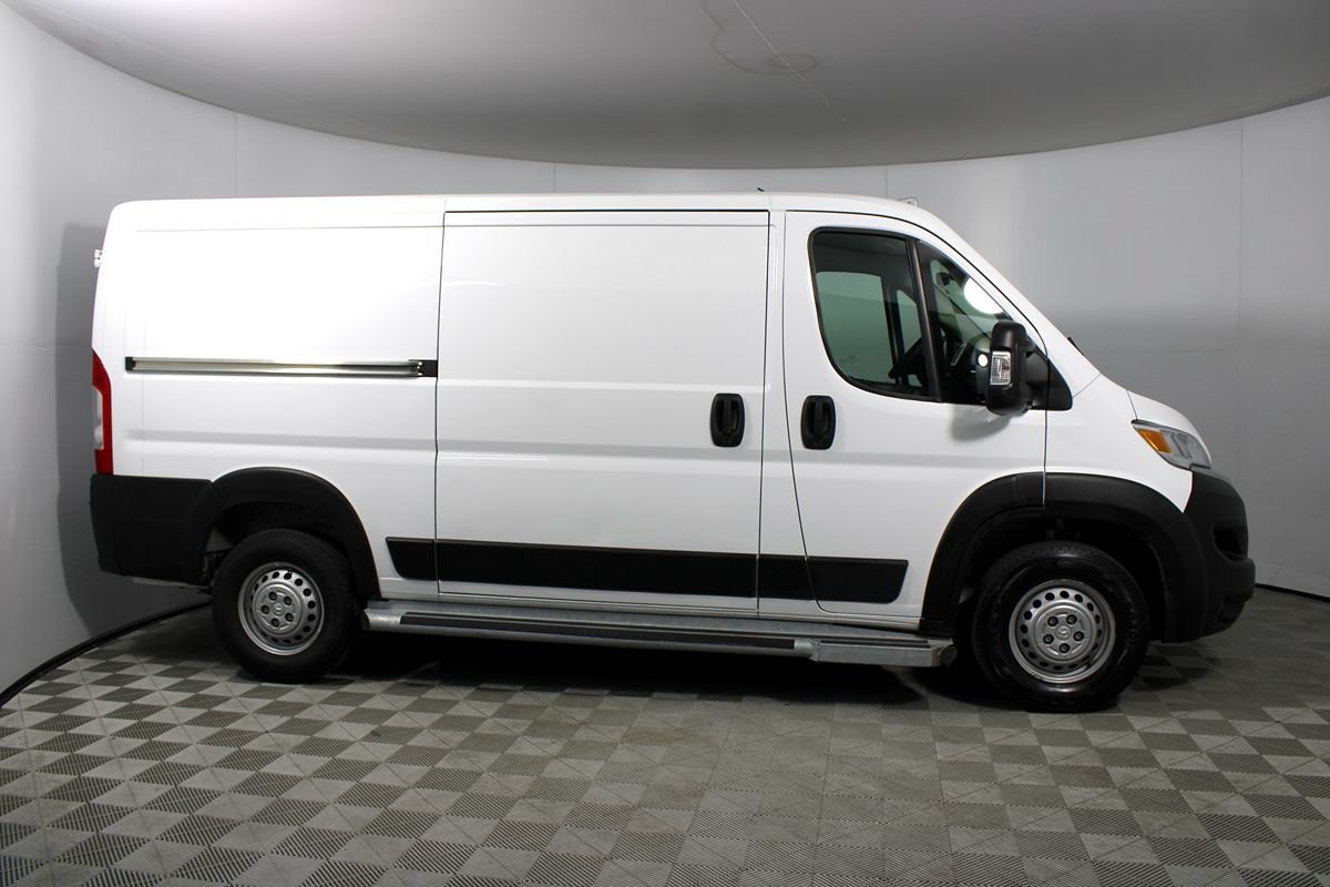 Used 2025 RAM ProMaster 2500 w/ U-Haul Equipment Group FWD image 30