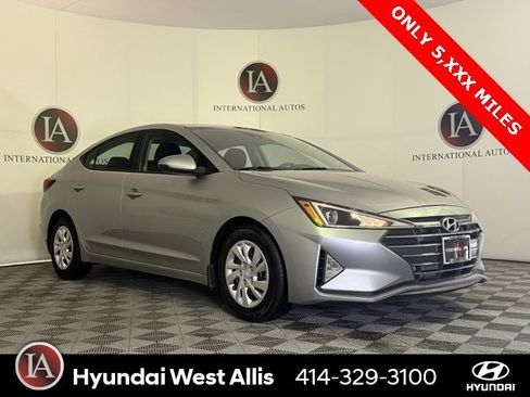 Used 2020 Hyundai Elantra SE w/ Cargo Package (C1) image 1