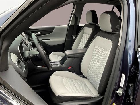 Used 2018 Chevrolet Equinox LT image 24
