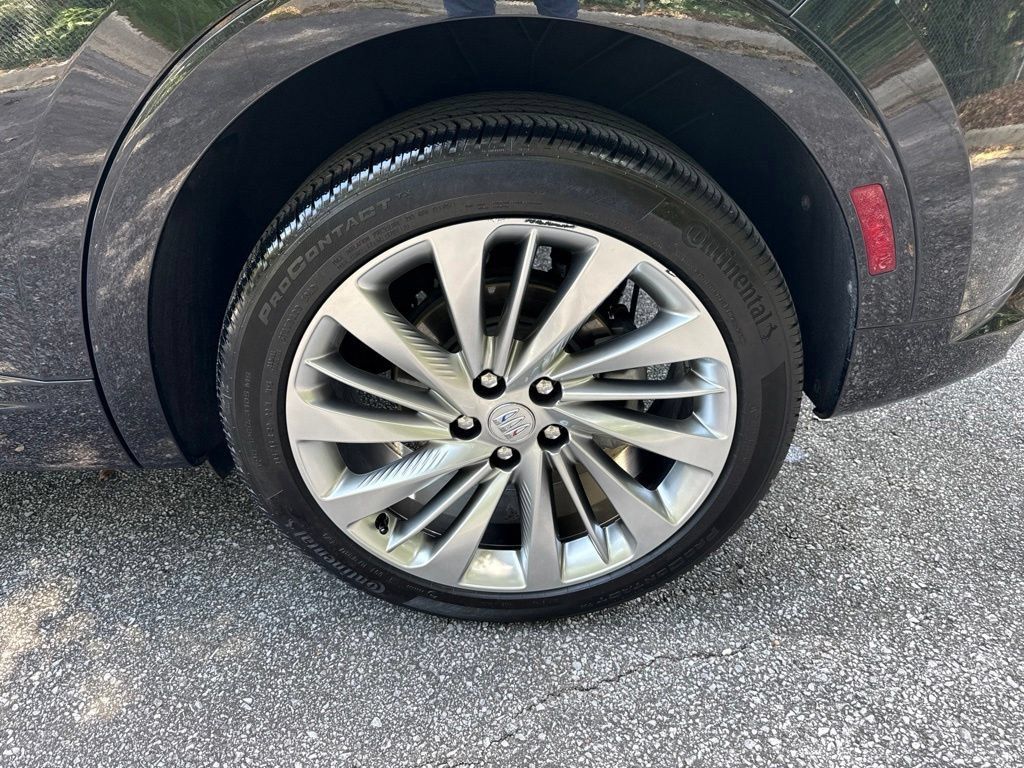 Used 2024 Buick Envision Avenir AWD/4WD image 20