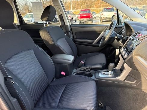 Used 2016 Subaru Forester 2.5i Premium image 10